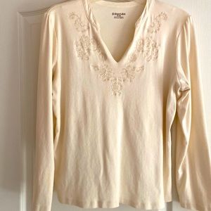 Long Sleeve V neck Tee